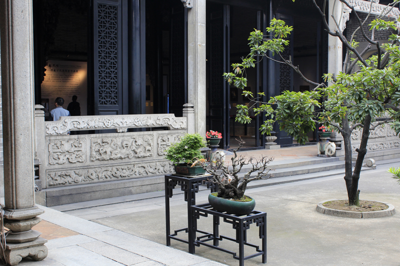 2017-04-13_141018 china-2017.jpg - Kanton - Ahnentempel der Familie Chen